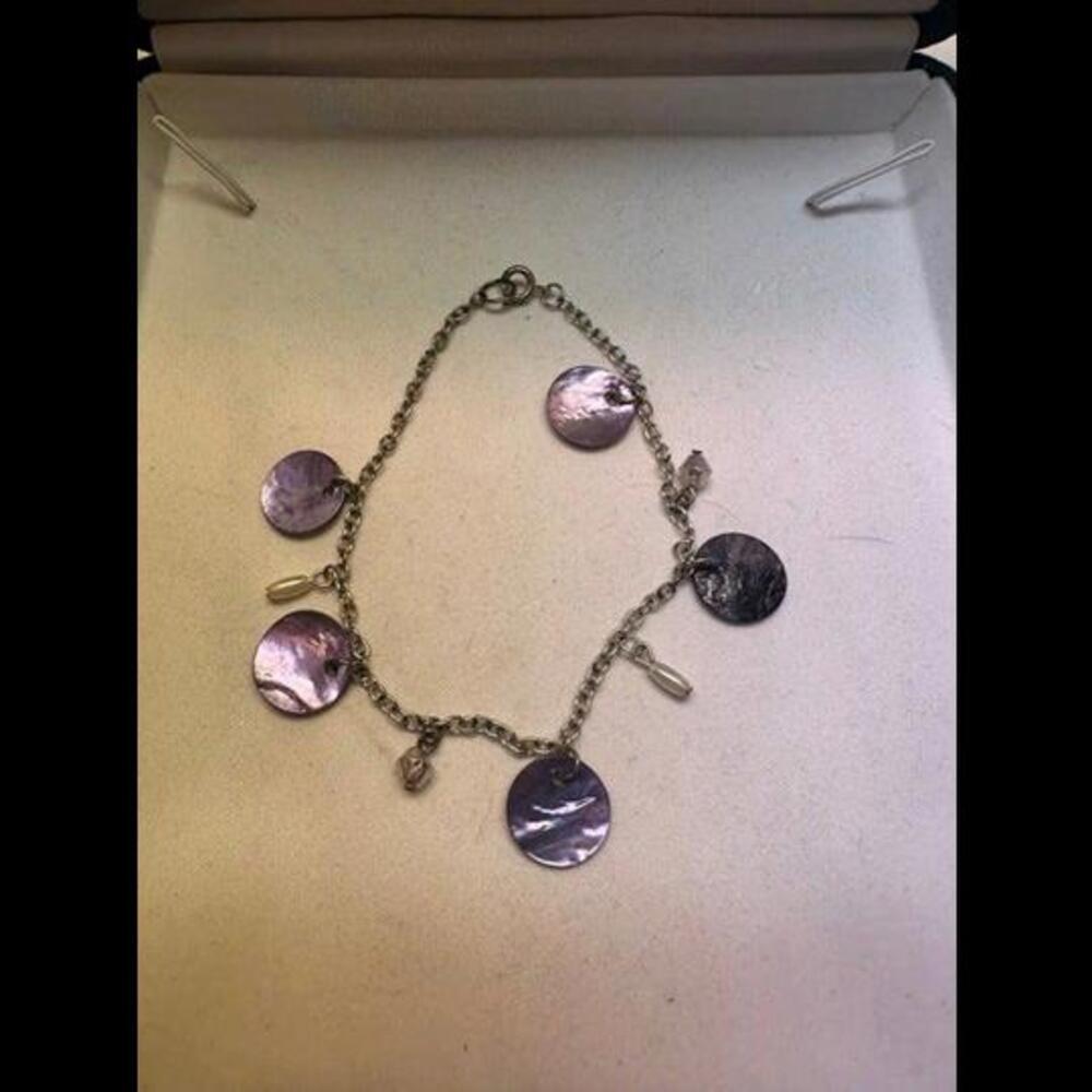 Elegance Meets Enchantment: Purple Bracelet for a Touch of Luxury